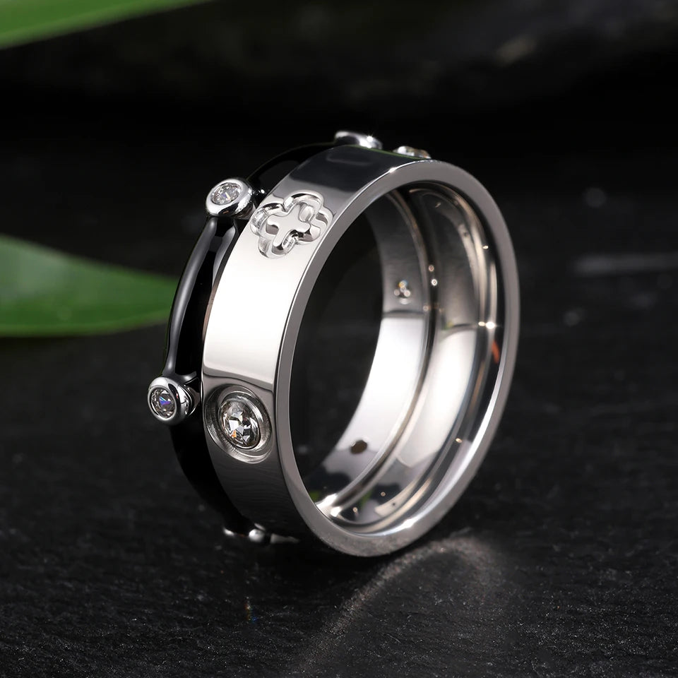 The Classic Luxury Flower Ring