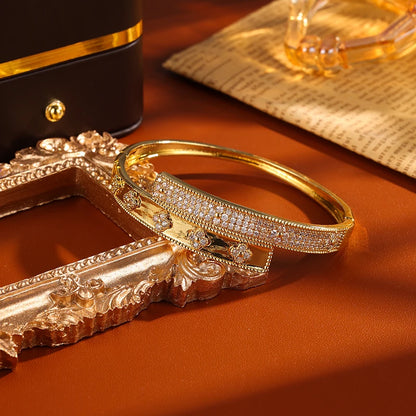 Luxurious Exquisite Zircon Flower Copper Bracelets