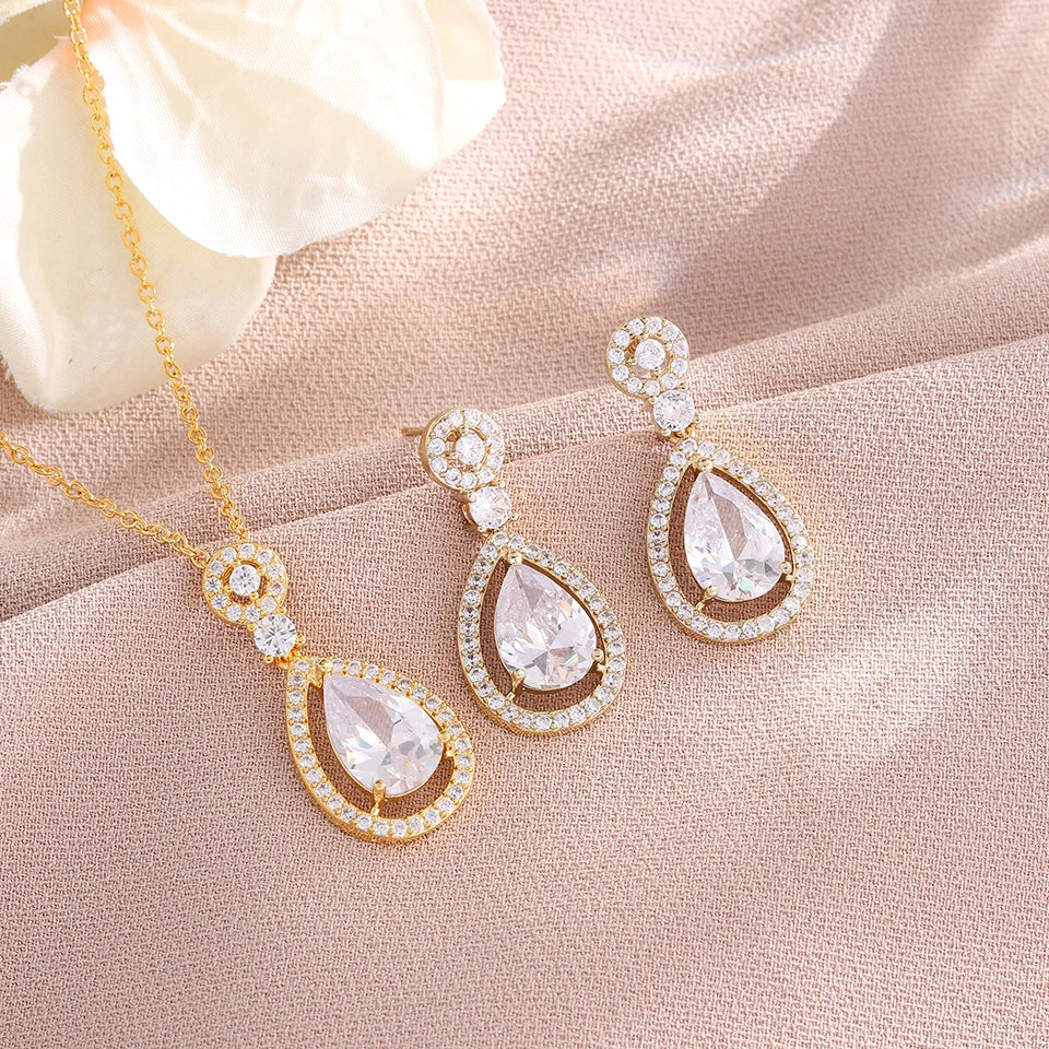 Luxurious Romantic Water Drop-shaped Diamond  Necklace