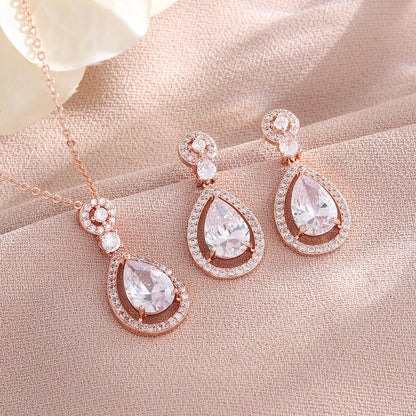 Luxurious Romantic Water Drop-shaped Diamond  Necklace