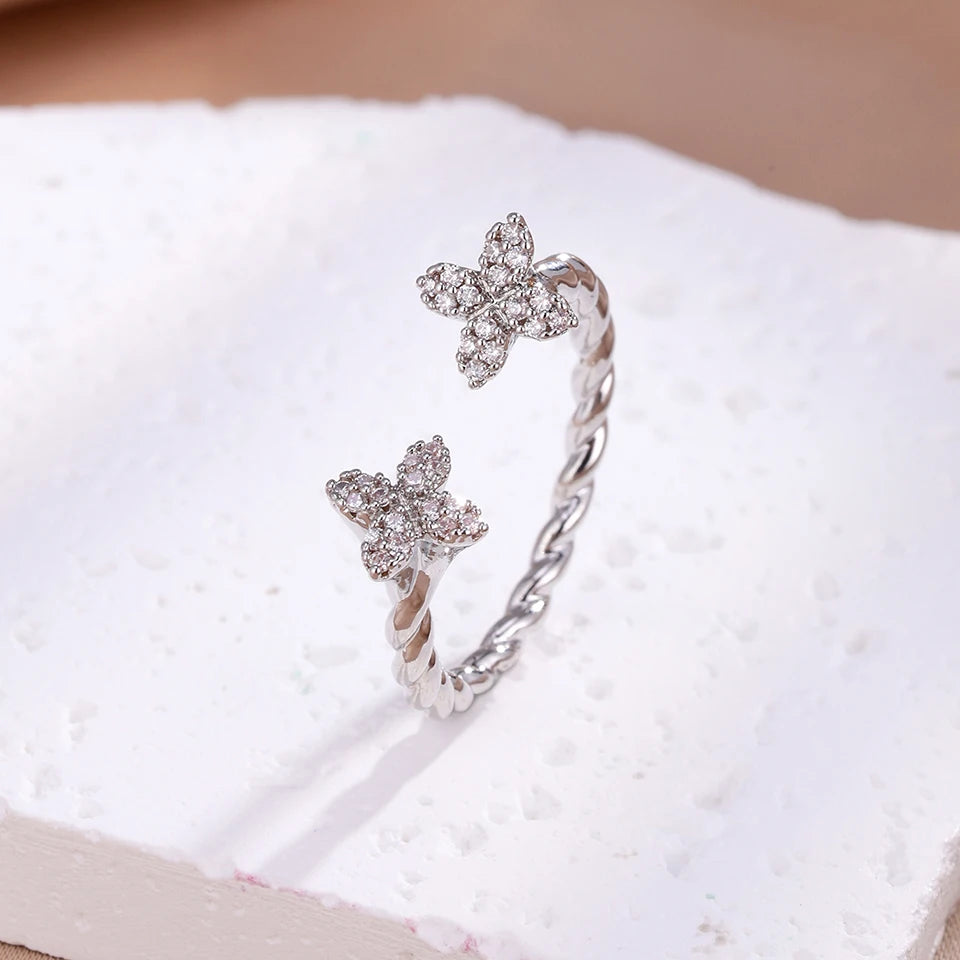 Luxurious Sexy Flower Zircon Opening Ring