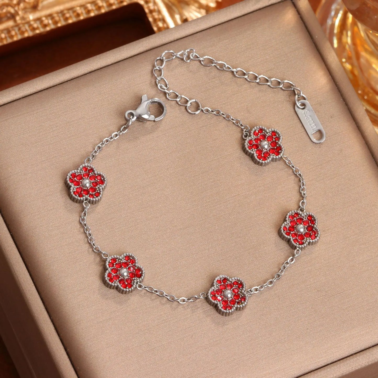 Stainless Steel Four-leaf Clover Inlaid Zirconium Small Bracelet