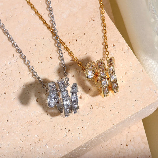 Snake Bone Inlaid Zirconium Pendant Necklace