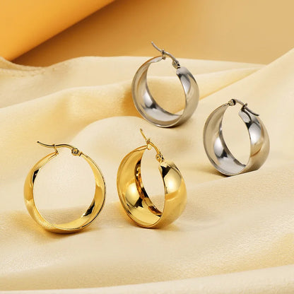 Stainless Steel Glossy Curved Round Earrings