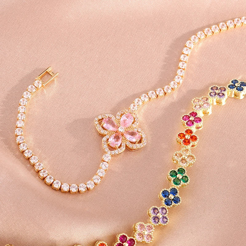 Fashionable And Sweet Flower Zircon Bracelet