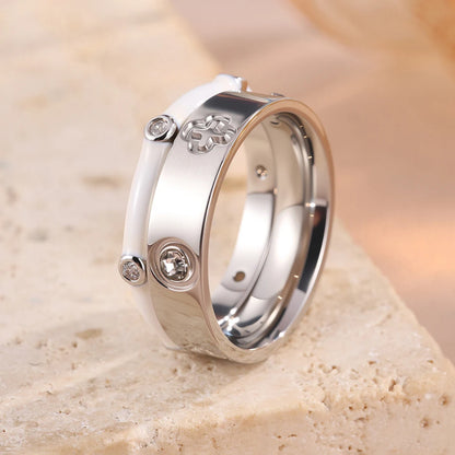 The Classic Luxury Flower Ring