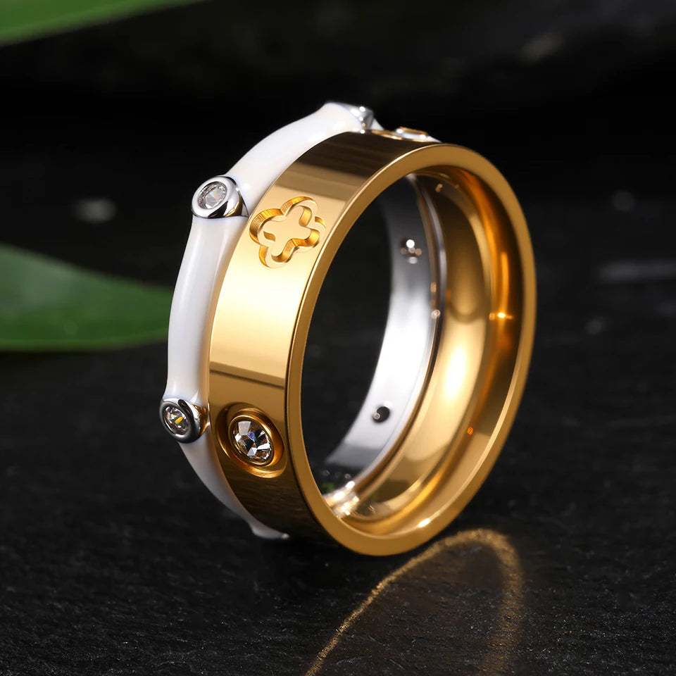 The Classic Luxury Flower Ring