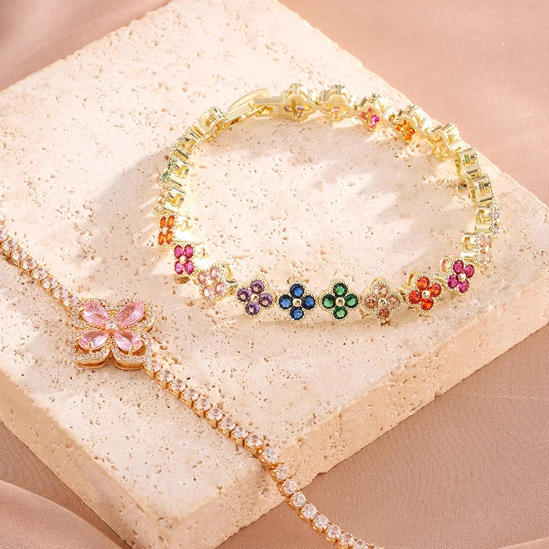 Fashionable And Sweet Flower Zircon Bracelet