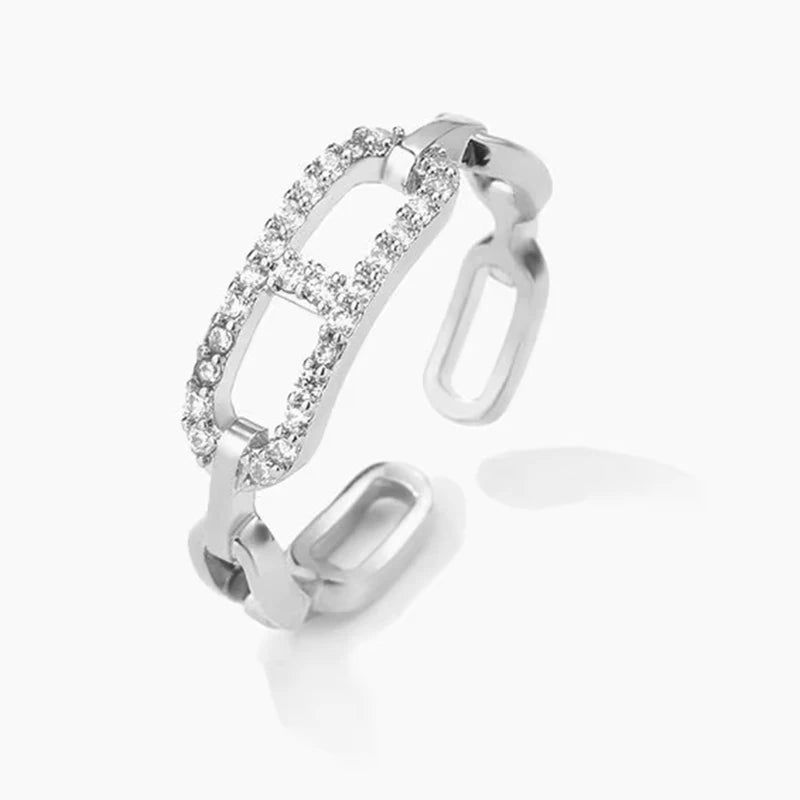 Classical Romantic Hollow Chain Decorative Ring Travel