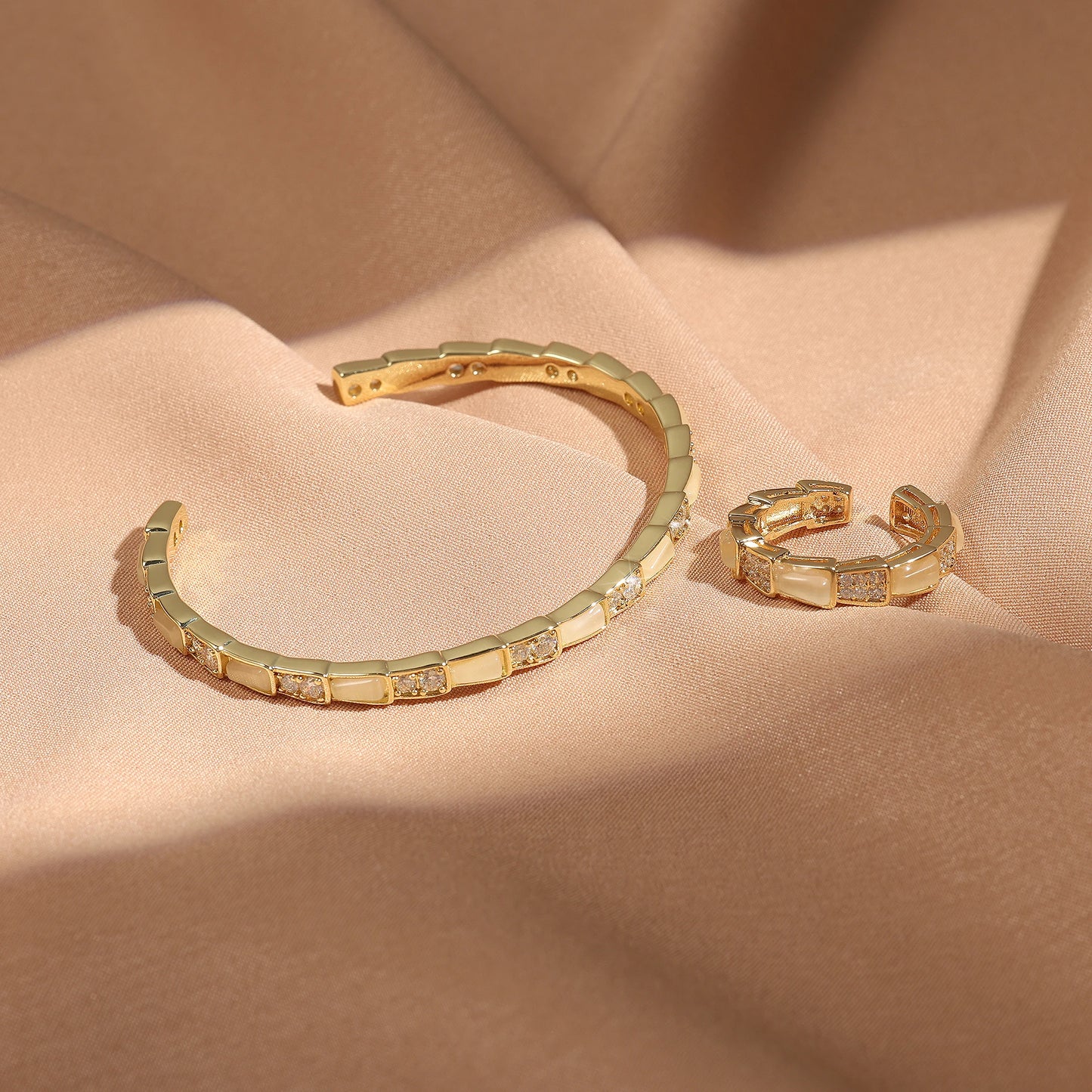 2-piece Set Of Copper Metal Inlaid Zirconium Opening Ring