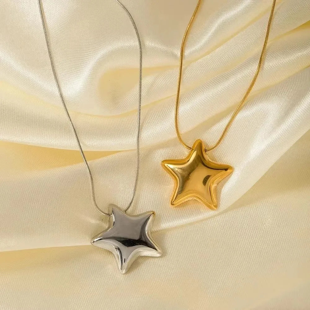 Unique Star Shaped Gold Pendant