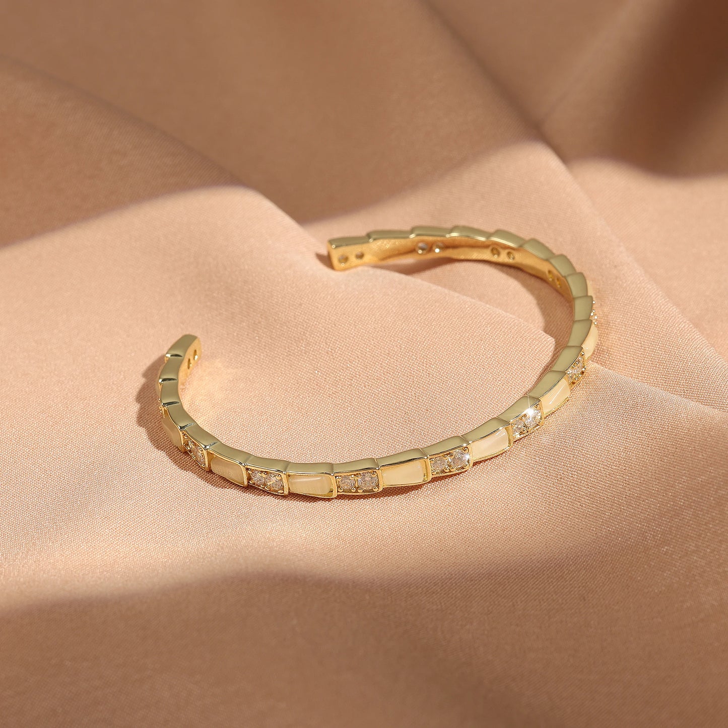 2-piece Set Of Copper Metal Inlaid Zirconium Opening Ring